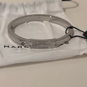 NWT Marc Jacobs silver bangle - XS / S